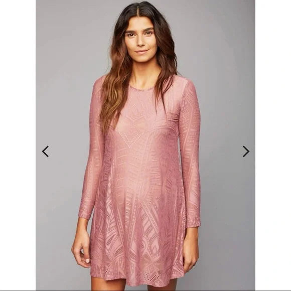 BCBGMAXAZRIA long sleeve lace maternity dress